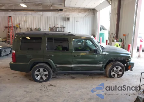 2006 Jeep Commander из США, поврежденный, VIN 1J8HG48K76C332318